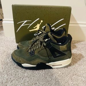 Pre owned Retro Jordan 4 size GS 6.5 wmns 8